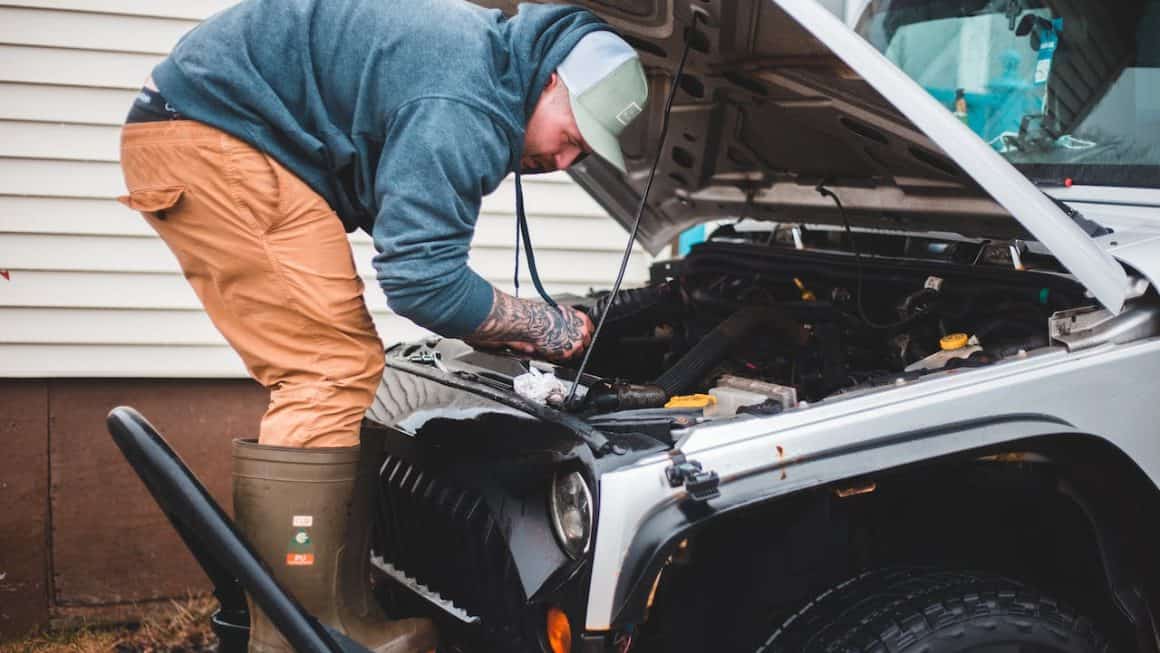 Reduser kostnadene for service og reparasjoner på bilen din